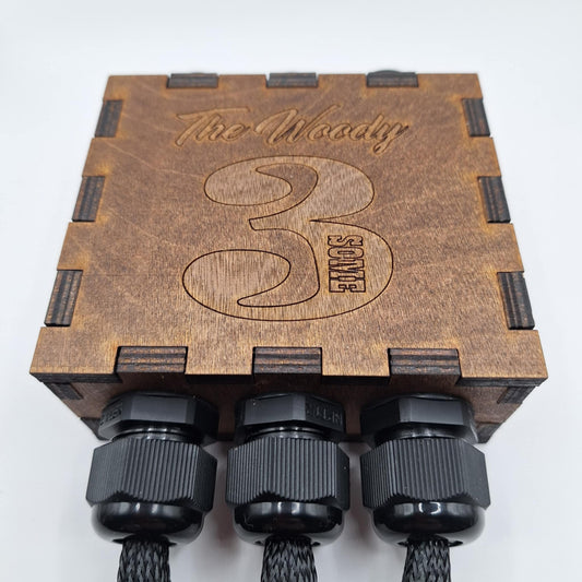 The Woody 3some