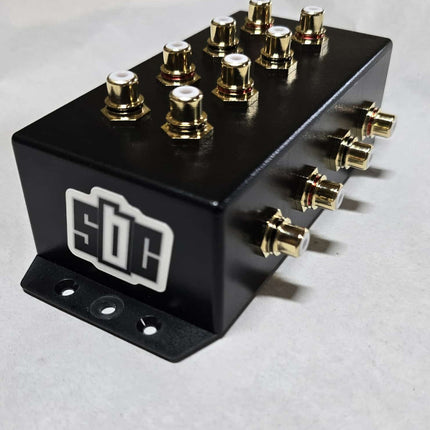 SBC Cock Box 2 In 4 Out Plastic RCA Distribution Box